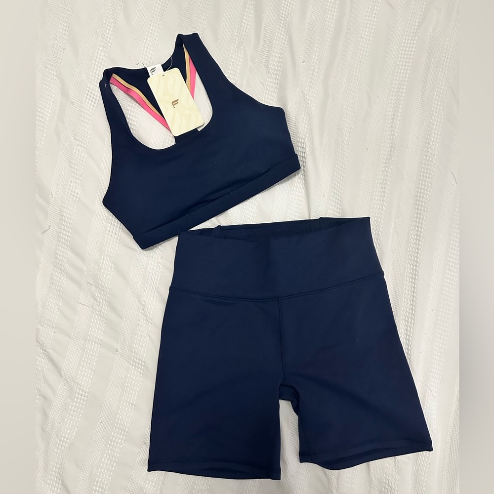 NWT Fabletics Matching Set Top-Small Bottoms-Medium